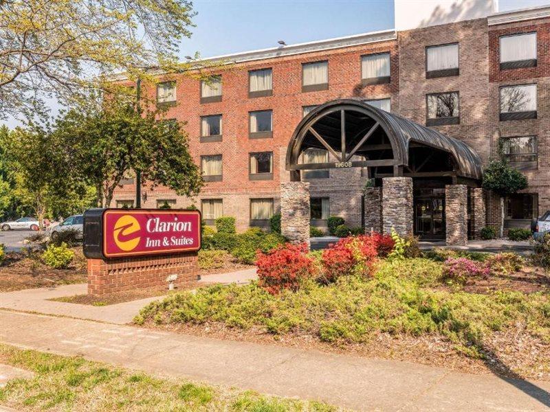 Lake Norman Inn And Suites コーネリアス エクステリア 写真