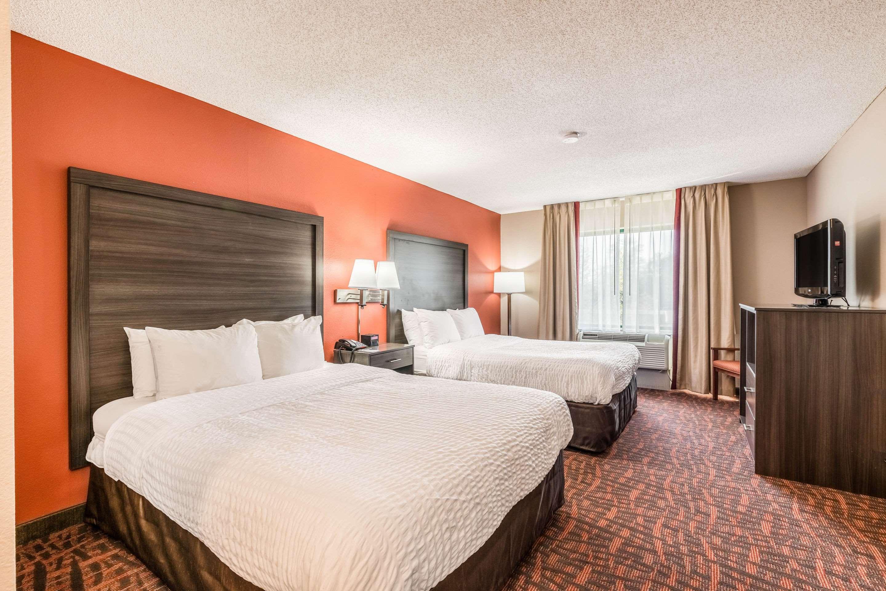 Lake Norman Inn And Suites コーネリアス エクステリア 写真