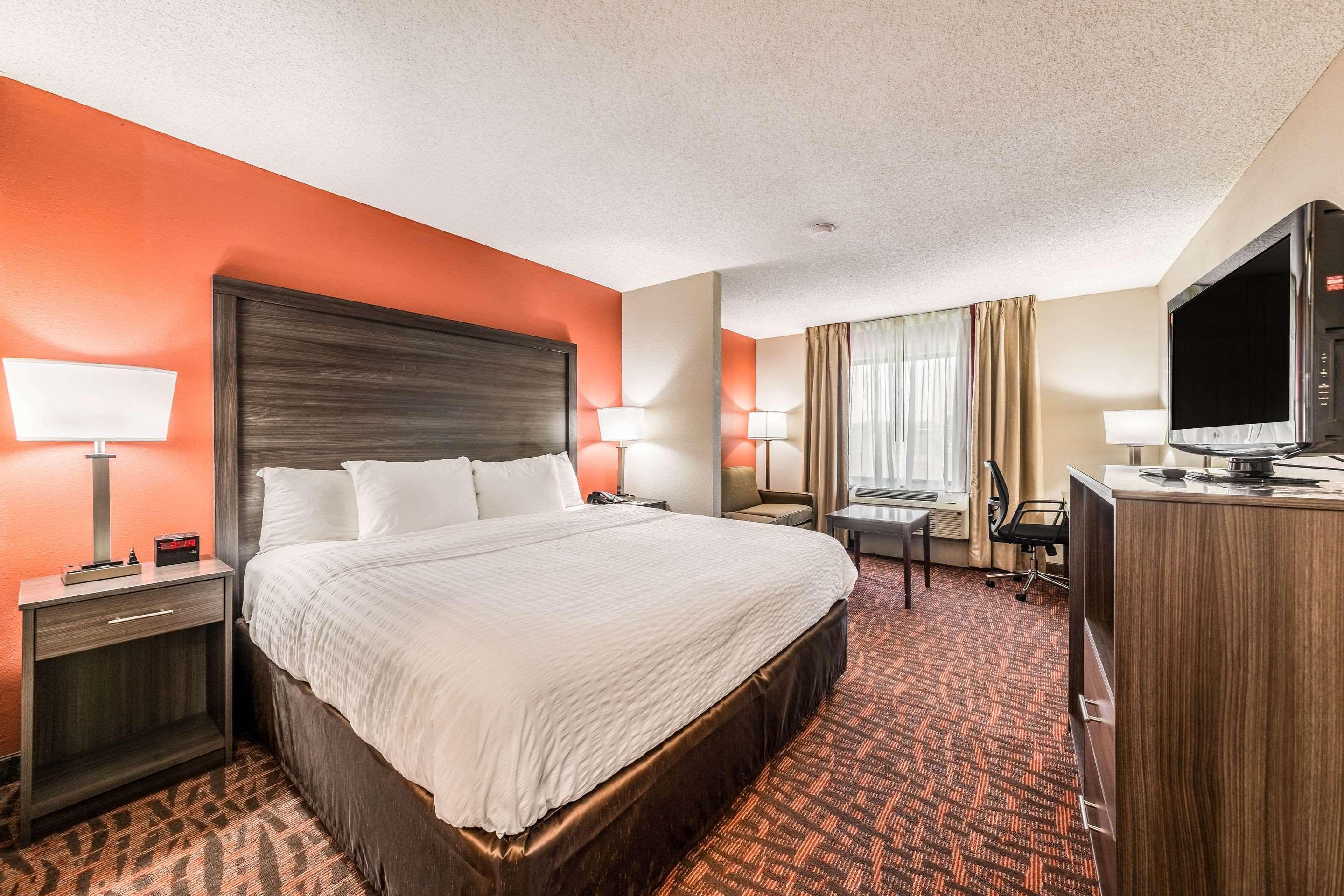 Lake Norman Inn And Suites コーネリアス エクステリア 写真