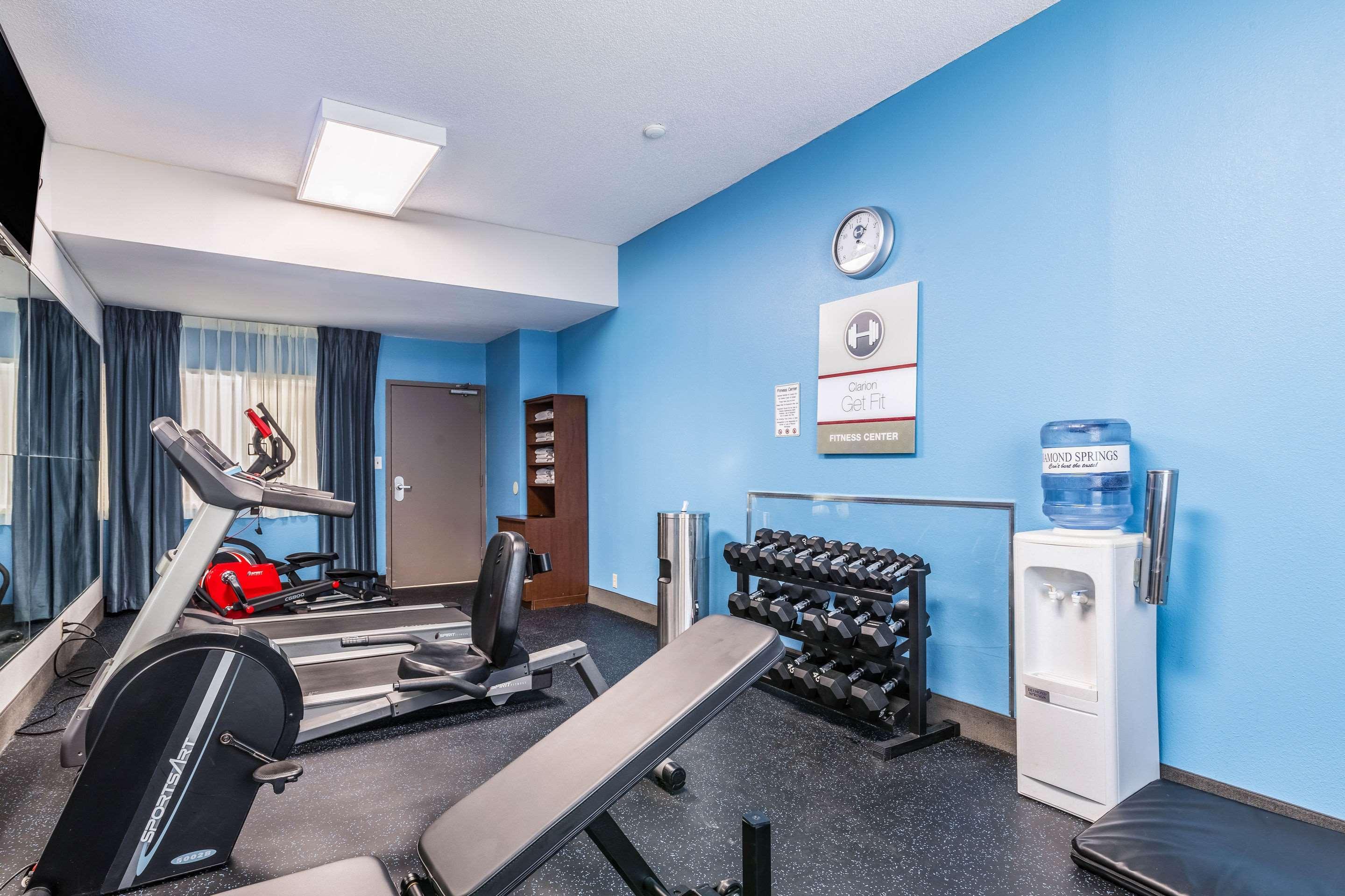 Lake Norman Inn And Suites コーネリアス エクステリア 写真