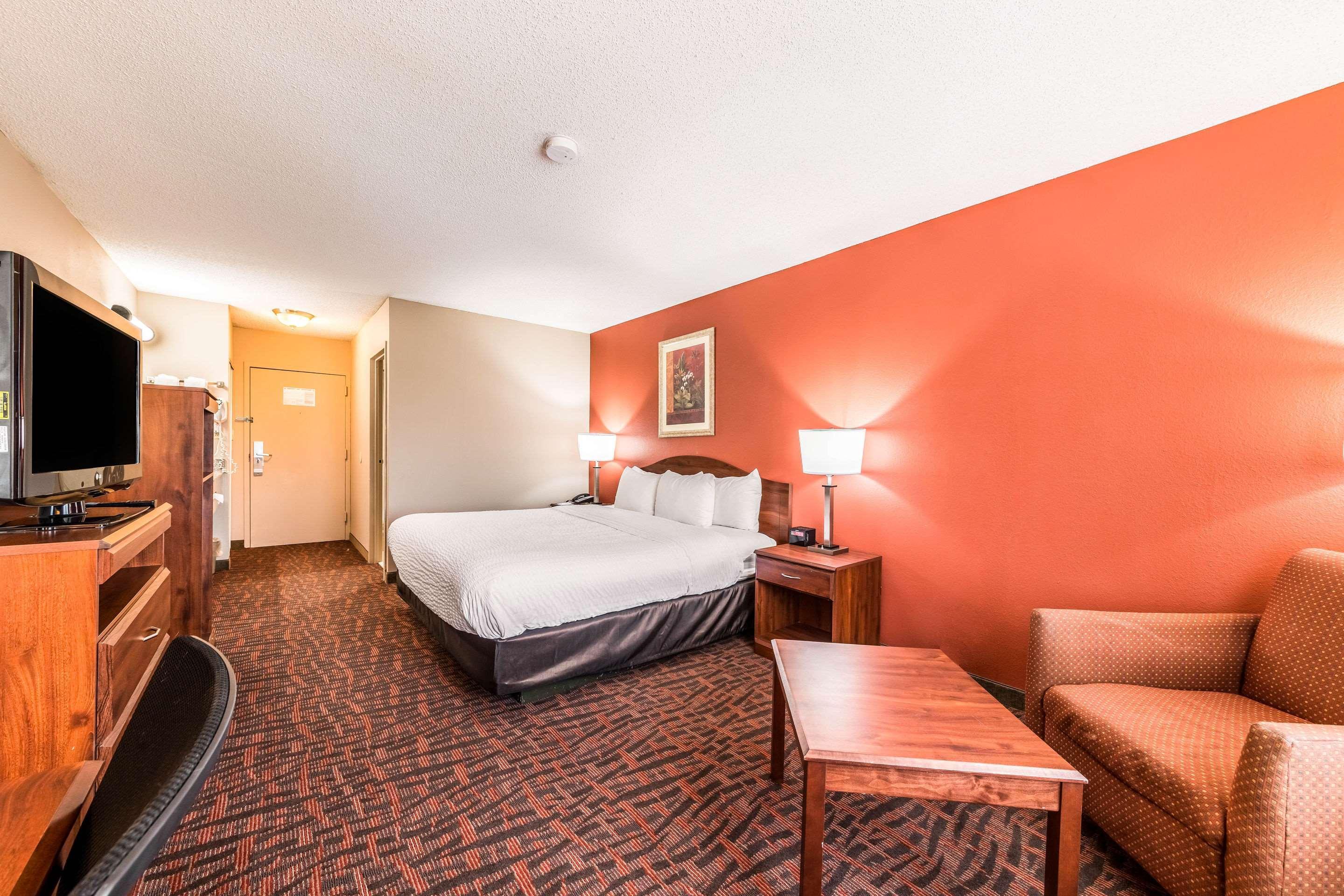 Lake Norman Inn And Suites コーネリアス エクステリア 写真